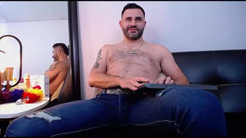 Snapshot of jonas_beard1 chatting on 01-11-25, 12:33 JONAS BEARD online show from 01-11-25, 12:33