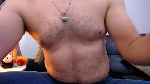 Snapshot of jonas_beard1 chatting on 02-25-25, 12:03 JONAS BEARD online show from 02-25-25, 12:03