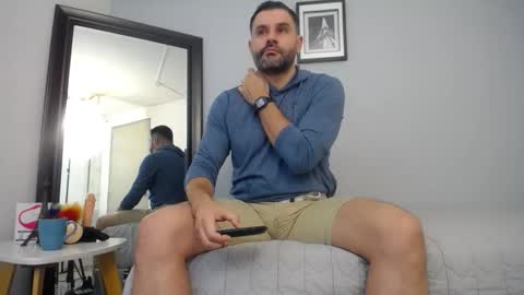 Snapshot of jonas_beard1 chatting on 09-17-25, 03:24 JONAS BEARD online show from 09-17-25, 03:24