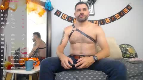 Snapshot of jonas_beard1 chatting on 10-13-25, 08:09 JONAS BEARD online show from 10-13-25, 08:09