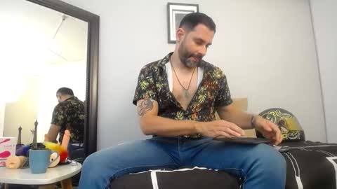 Snapshot of jonas_beard1 chatting on 11-03-25, 07:37 JONAS BEARD online show from 11-03-25, 07:37