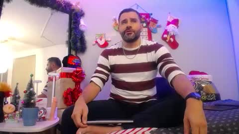 Snapshot of jonas_beard1 chatting on 12-13-25, 07:53 JONAS BEARD online show from 12-13-25, 07:53