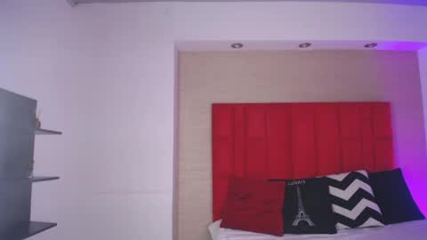 Jonas  online show from 04-01-26, 04:02