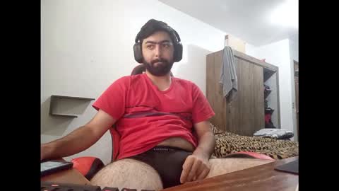 Snapshot of jonasf2525 chatting on 12-14-25, 08:02 jonasf2525 online show from 12-14-25, 08:02