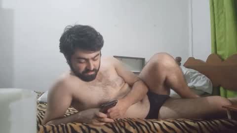 Snapshot of jonasf2525 chatting on 02-15-26, 05:15 jonasf2525 online show from 02-15-26, 05:15