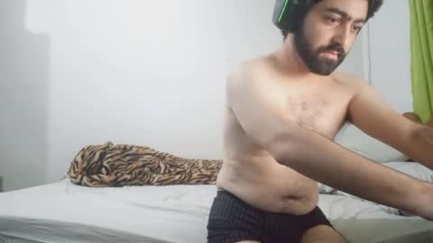 Snapshot of jonasf2525 chatting on 02-20-26, 03:36 jonasf2525 online show from 02-20-26, 03:36