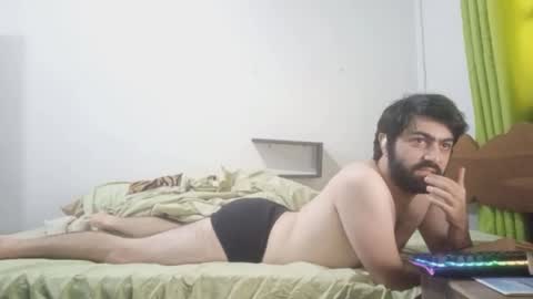 Snapshot of jonasf2525 chatting on 03-13-26, 05:30 jonasf2525 online show from 03-13-26, 05:30