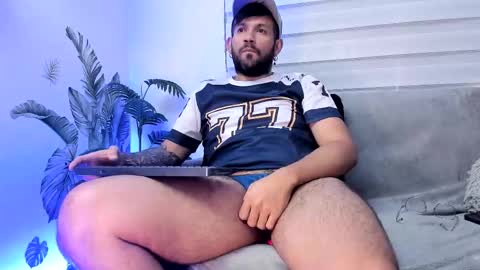 Jonathan RiversNew online show from 12-02-25, 09:54