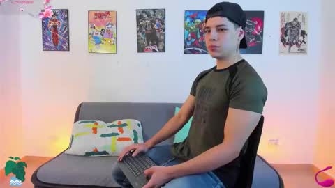 Instagram jonathanfit14 online show from 11-23-25, 08:19