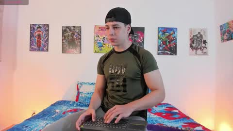 Instagram jonathanfit14 online show from 03-12-26, 08:04