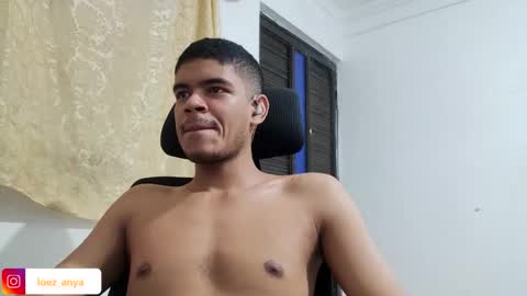 Snapshot of jonhsebastiann chatting on 11-11-25, 05:40 John online show from 11-11-25, 05:40