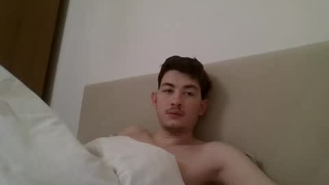 jonhy_merlin online show from 04-16-26, 03:18