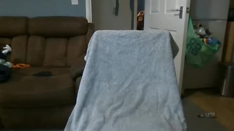 Snapshot of jonlow1 chatting on 03-04-25, 07:51 jonlow1 online show from 03-04-25, 07:51