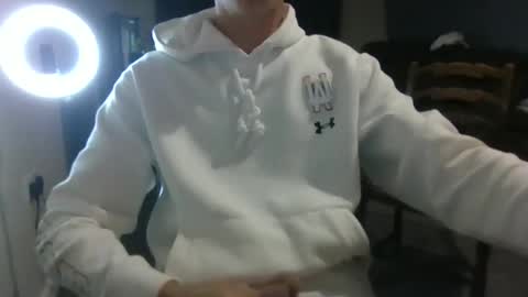 Snapshot of jonlow1 chatting on 09-17-25, 10:44 jonlow1 online show from 09-17-25, 10:44