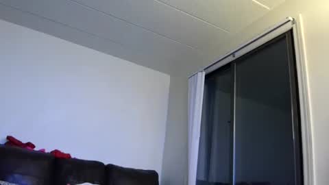 Snapshot of jonny4u_xxx chatting on 03-10-26, 10:53 John online show from 03-10-26, 10:53