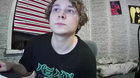 Snapshot of jonnymyloka chatting on 12-23-24, 07:52 JONNY online show from 12-23-24, 07:52