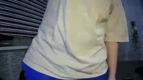 Snapshot of jonnymyloka chatting on 03-10-25, 06:45 JONNY online show from 03-10-25, 06:45