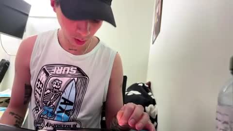 jonnyvamp online show from 06-17-26, 04:59