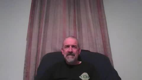 Snapshot of jony_five chatting on 01-05-25, 10:19 Jon online show from 01-05-25, 10:19