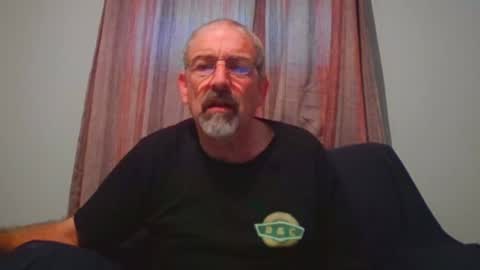 Snapshot of jony_five chatting on 09-28-25, 02:11 Jon online show from 09-28-25, 02:11