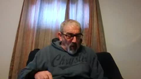 Snapshot of jony_five chatting on 12-03-25, 04:27 Jon online show from 12-03-25, 04:27