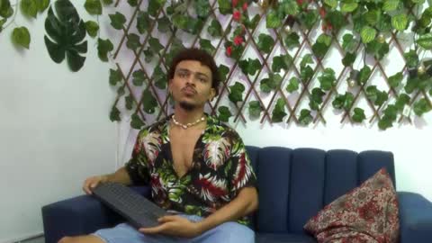 Snapshot of jordan_love7 chatting on 01-14-25, 01:06 jordan online show from 01-14-25, 01:06