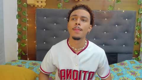 Snapshot of jordan_love7 chatting on 01-18-25, 12:47 jordan online show from 01-18-25, 12:47