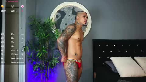 Snapshot of jordan_mayers chatting on 10-30-25, 09:55 Jordan online show from 10-30-25, 09:55