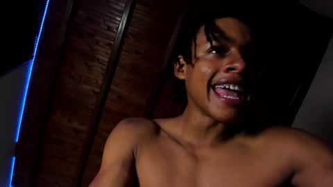 Snapshot of jordan_mm420 chatting on 10-16-25, 01:39 jordan online show from 10-16-25, 01:39