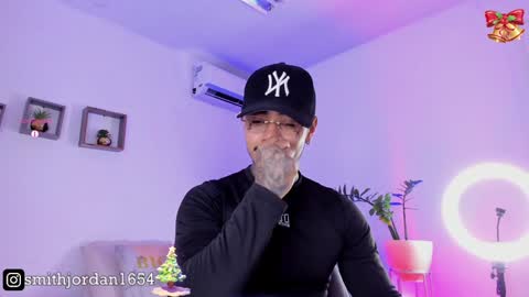 Snapshot of jordansmiith_ chatting on 12-23-24, 09:29 Jordan Smith online show from 12-23-24, 09:29