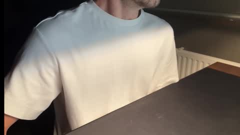 Snapshot of jordansolid chatting on 11-18-25, 06:56 jordansolid online show from 11-18-25, 06:56