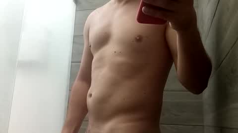 jorgelatino1919 online show from 12-22-25, 04:48