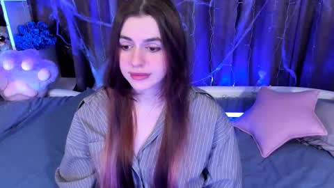 Snapshot of jorougumo chatting on 10-26-25, 04:57 Rose online show from 10-26-25, 04:57