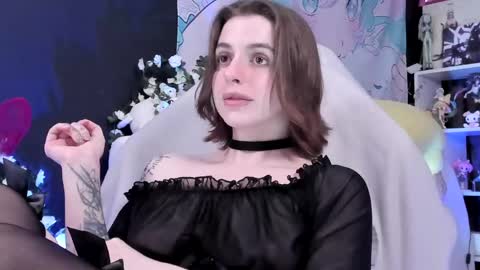 Rose online show from 05-21-26, 05:09