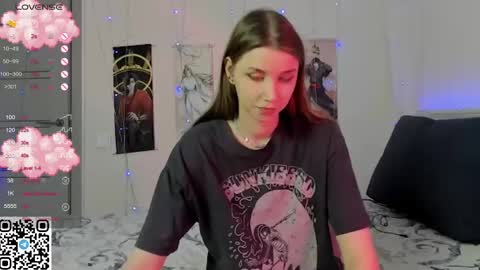 Mila online show from 02-11-25, 02:46