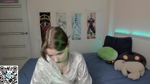 Mila online show from 11-28-25, 03:53