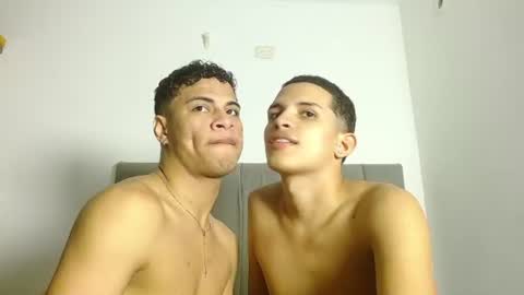 JOSE AND DANIEL online show from 07-05-26, 04:52
