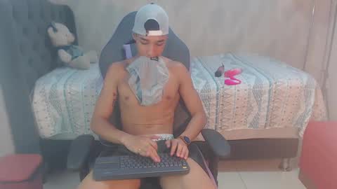 jose_sexycumm online show from 01-23-25, 12:14