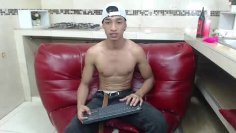 jose_sexycumm online show from 02-03-25, 07:00