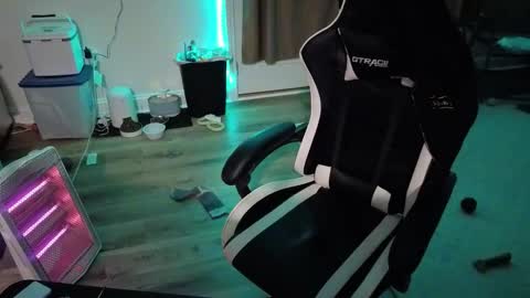 Josef online show from 03-27-26, 08:26