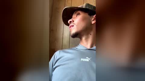 Snapshot of joseguillermofierroarmenta chatting on 05-20-26, 01:01 joseguillermofierroarmenta online show from 05-20-26, 01:01
