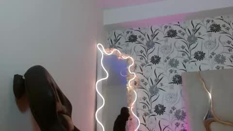 Joselyn  online show from 12-15-25, 11:47