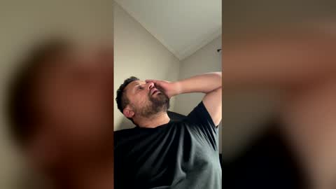 josemin1089 online show from 04-28-26, 09:09