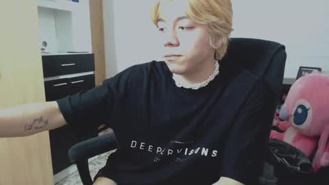 Snapshot of joseon_cute chatting on 05-14-26, 01:01 joseon_cute online show from 05-14-26, 01:01