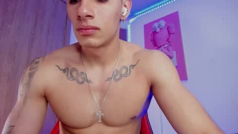 Snapshot of joseph__boy chatting on 03-02-25, 04:42 JOSEPH online show from 03-02-25, 04:42