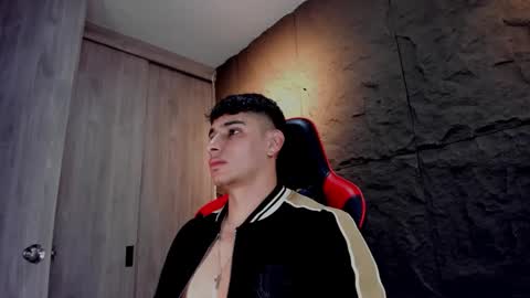 Snapshot of joseph__boy chatting on 10-16-25, 11:33 JOSEPH online show from 10-16-25, 11:33