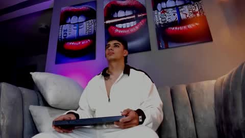 Snapshot of joseph__boy chatting on 11-16-25, 12:11 JOSEPH online show from 11-16-25, 12:11