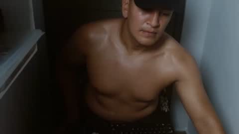 Snapshot of joseph_sexymen chatting on 10-04-25, 03:21 joseph_sexymen online show from 10-04-25, 03:21