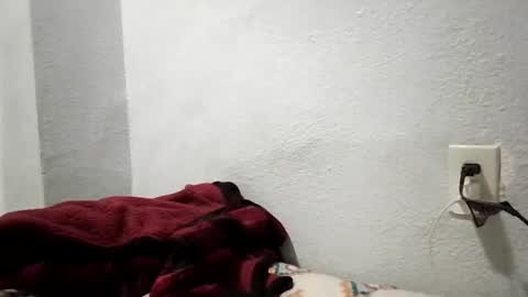 josephlongwat29 online show from 10-12-25, 07:18