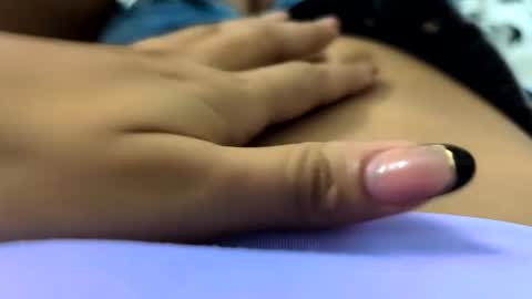 Snapshot of joseyvictoria18 chatting on 09-16-25, 01:17 jose and victoria online show from 09-16-25, 01:17